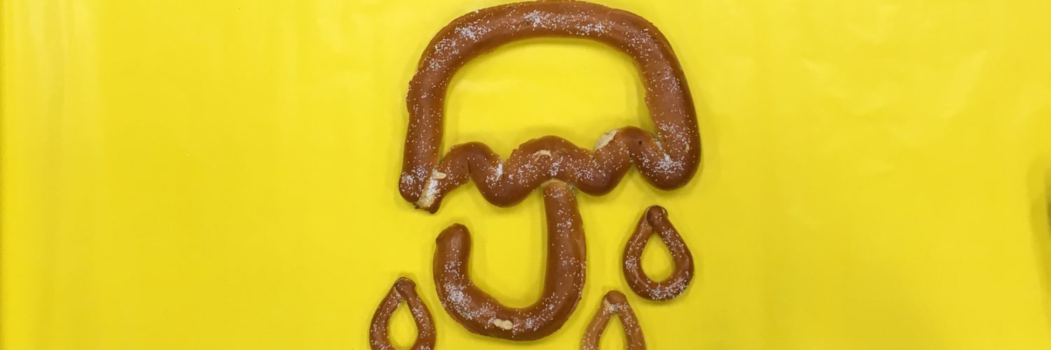 Gus Pretzels Hand Twisted Since 1920